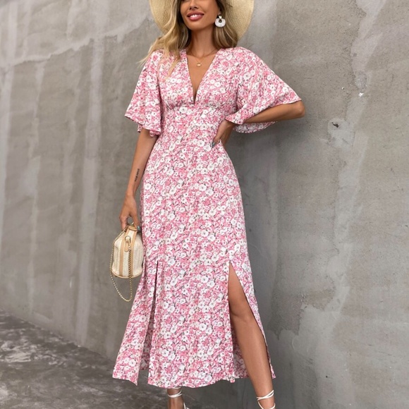 Dresses & Skirts - Boho Pink Butterfly Sleeve V neck Floral Dress